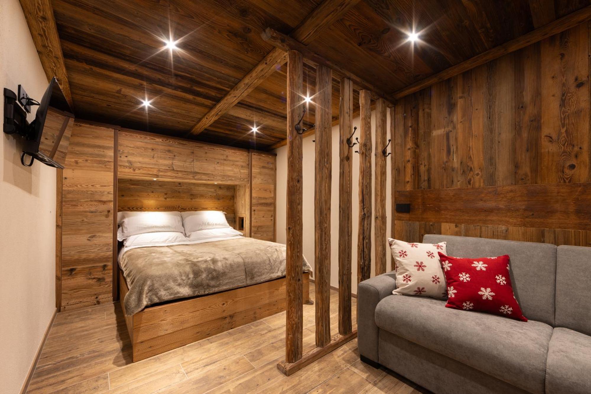 Les Reves Des Montagnards, Appartements De Charme Torgnon Exterior photo