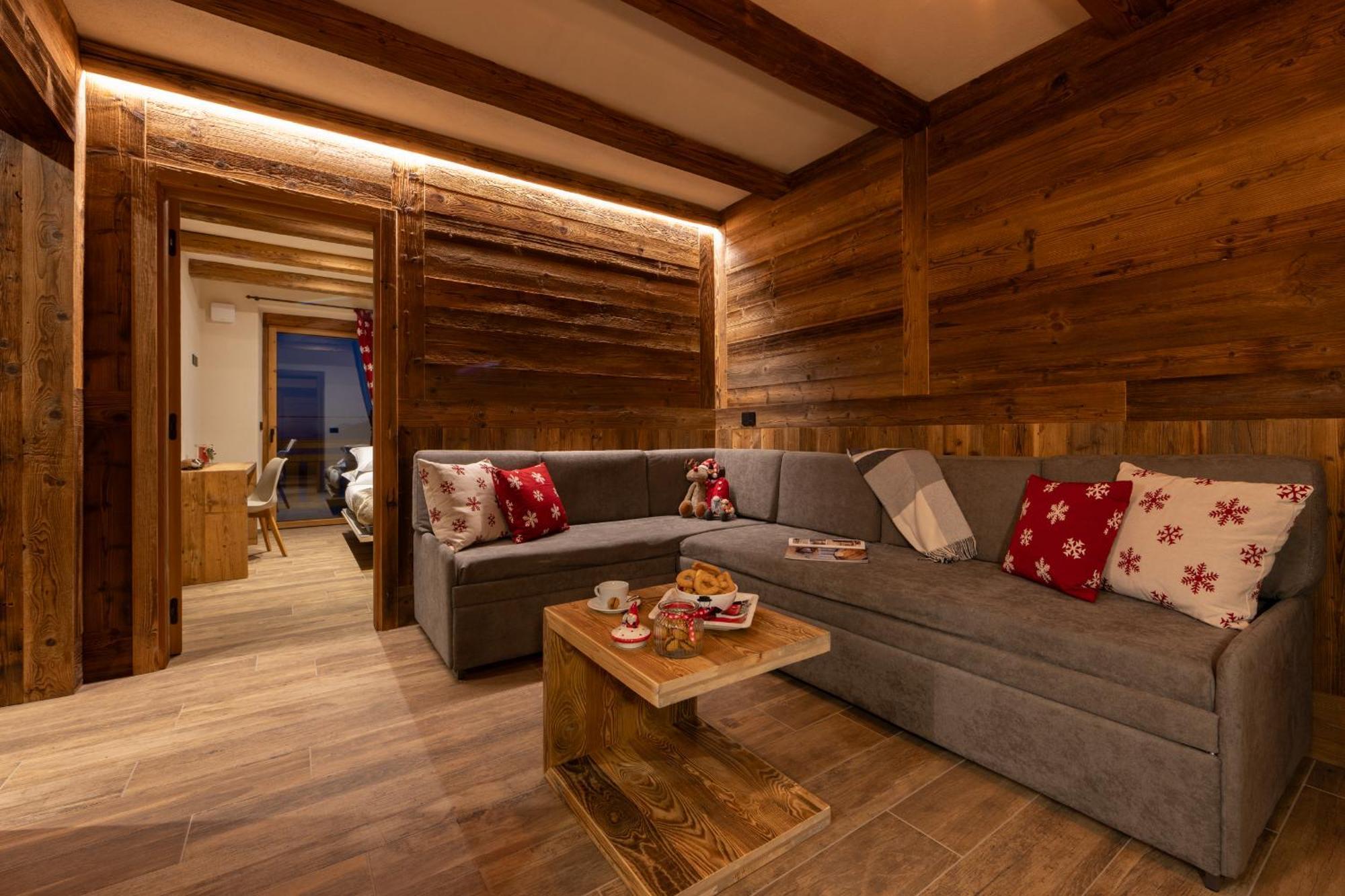 Les Reves Des Montagnards, Appartements De Charme Torgnon Exterior photo