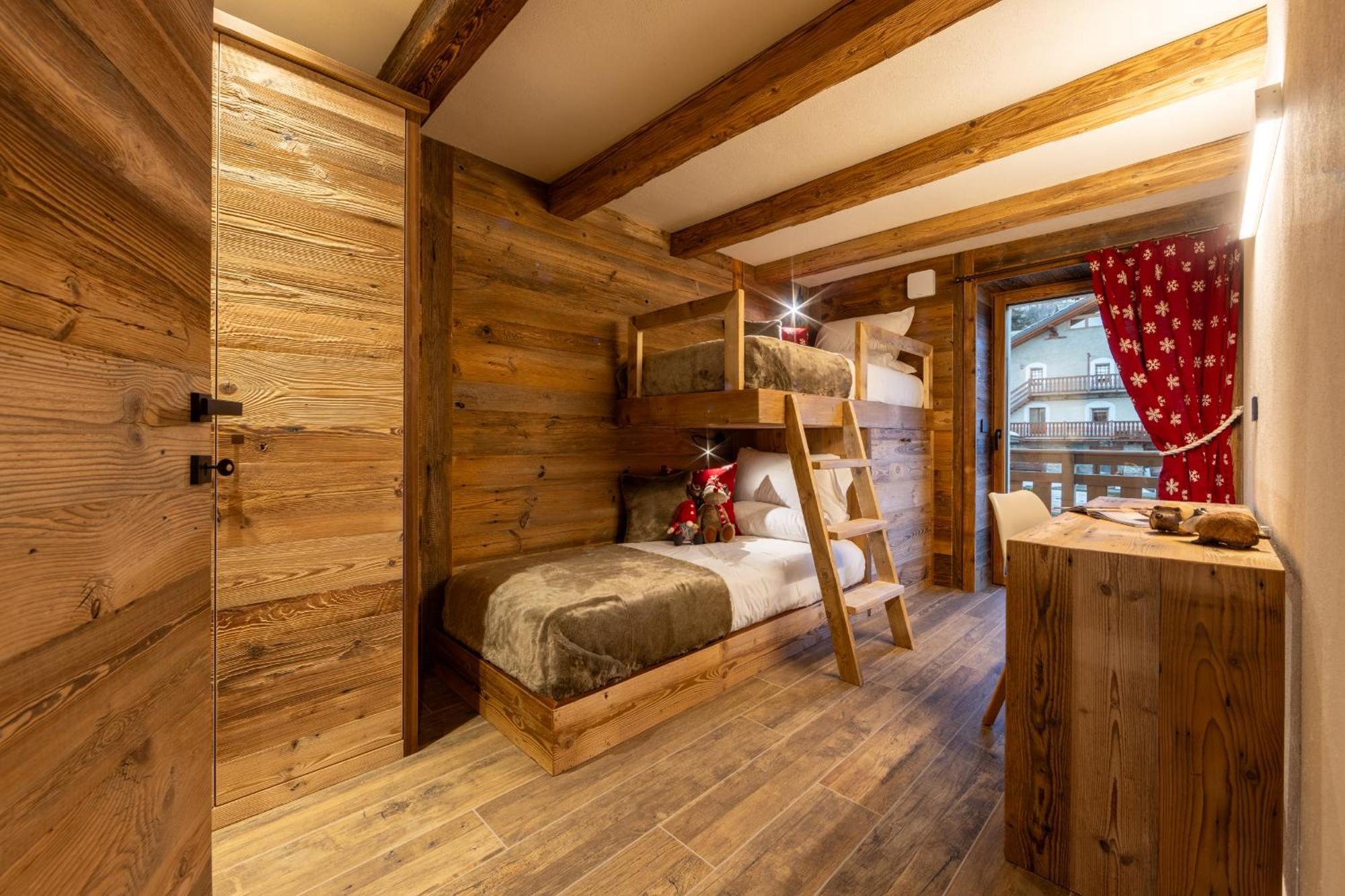 Les Reves Des Montagnards, Appartements De Charme Torgnon Exterior photo