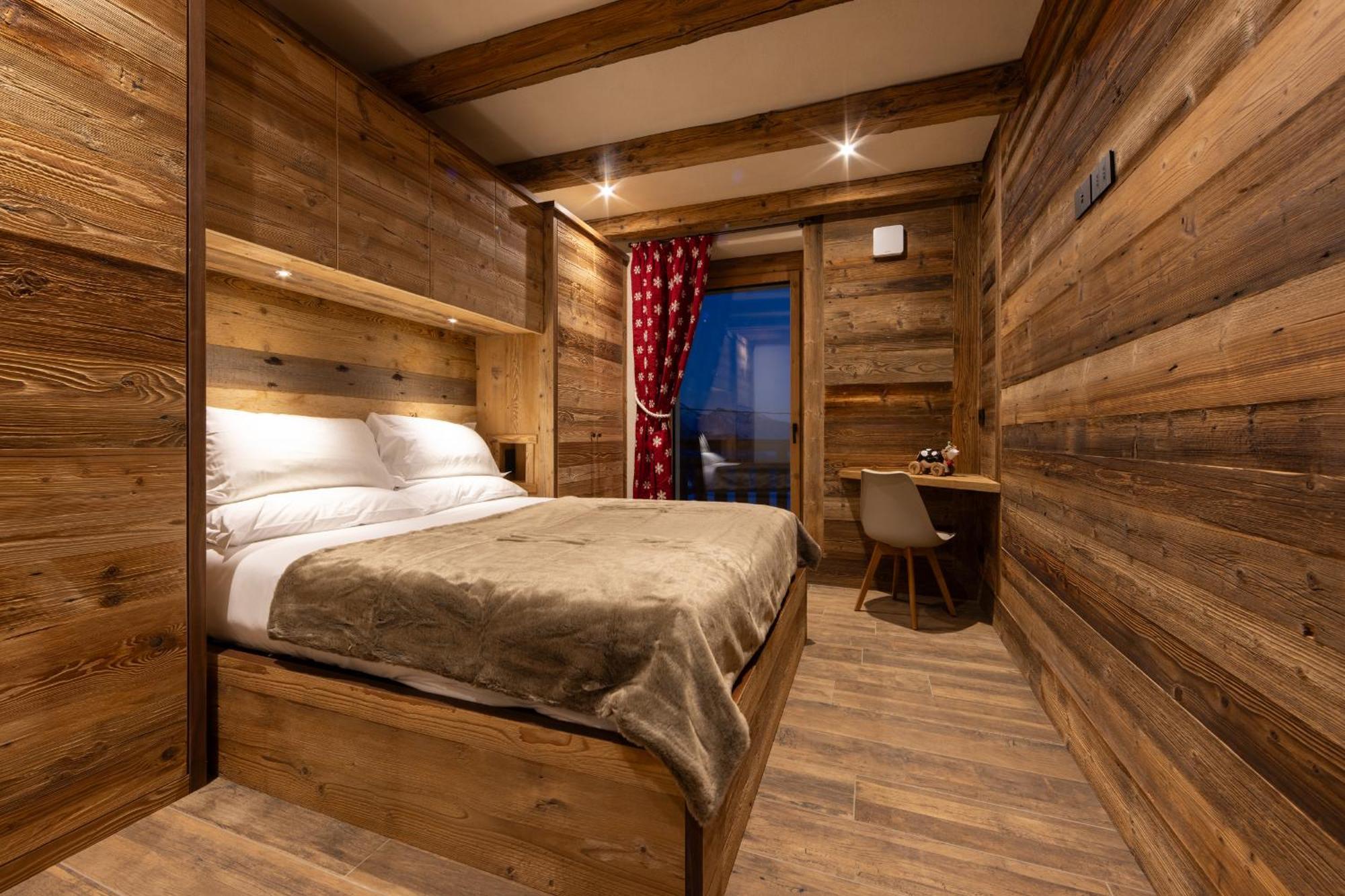 Les Reves Des Montagnards, Appartements De Charme Torgnon Exterior photo