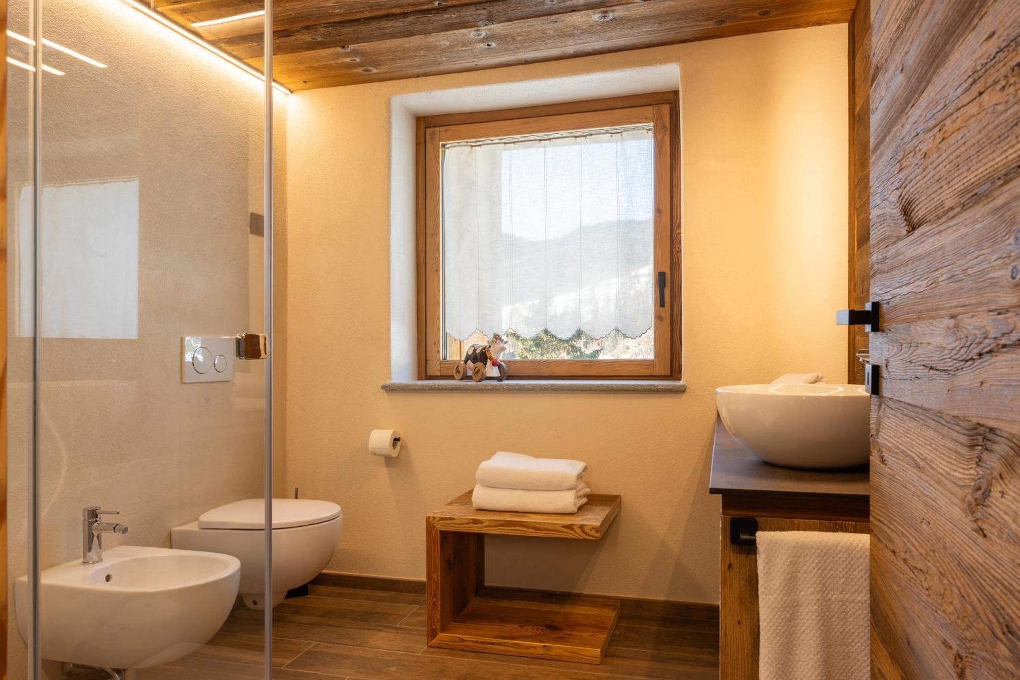 Les Reves Des Montagnards, Appartements De Charme Torgnon Exterior photo